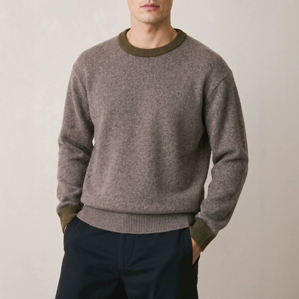 Color blocking loose round neck long sleeved sweater