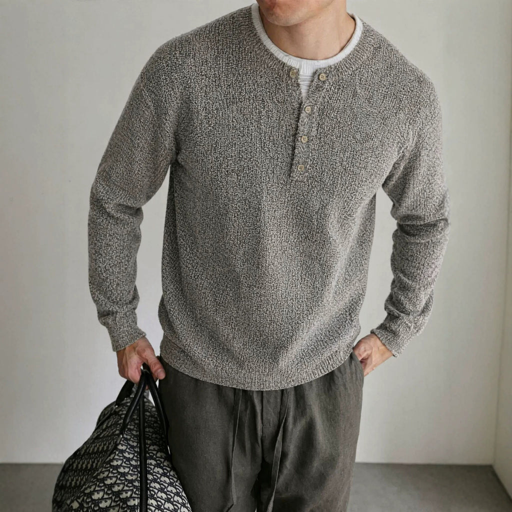 Round neck long sleeved pullover sweater