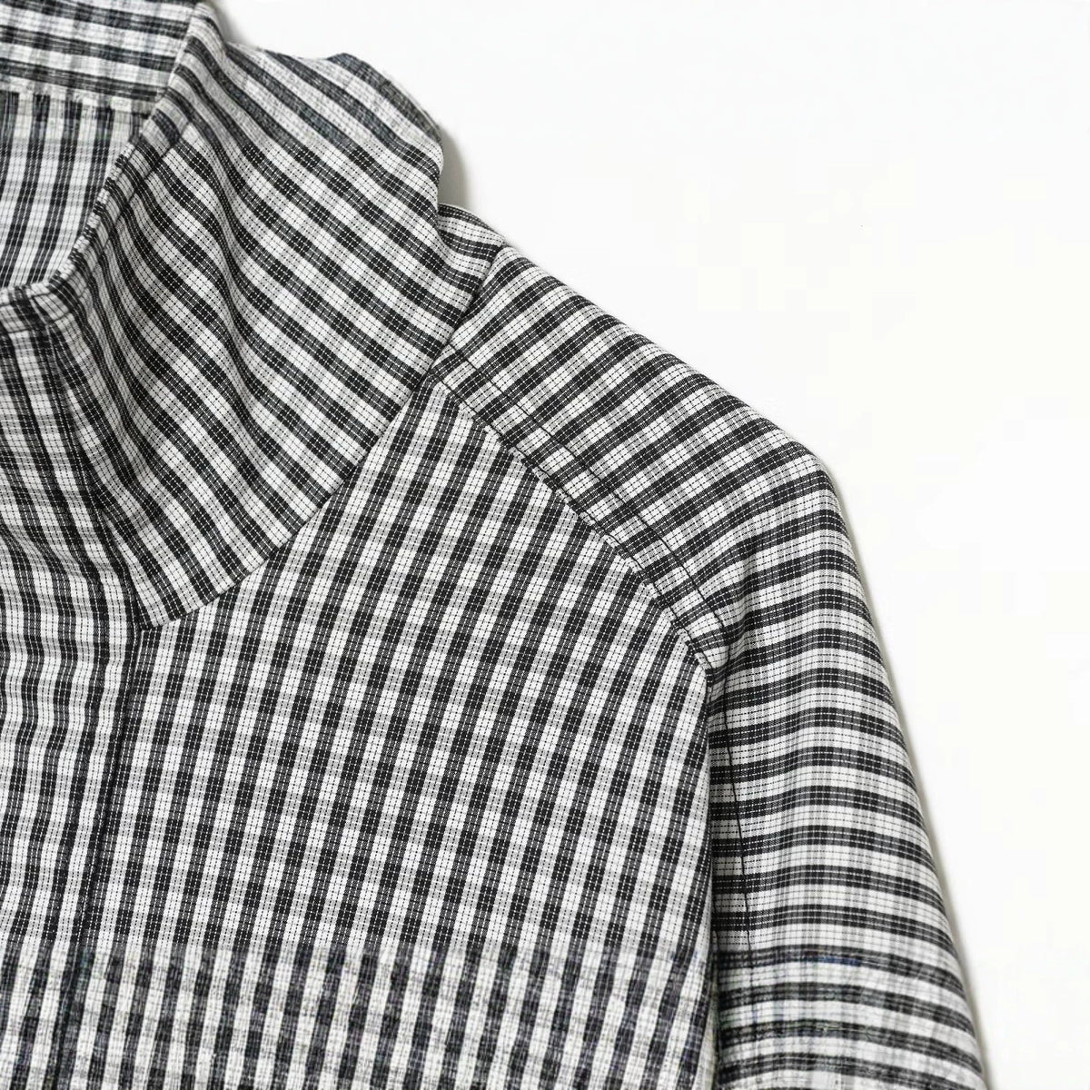 Loose pocket decoration zipper stand up collar contrasting plaid coat for women
