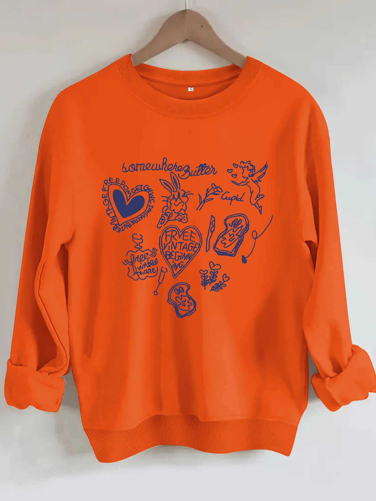 Round neck long sleeved sweatshirt