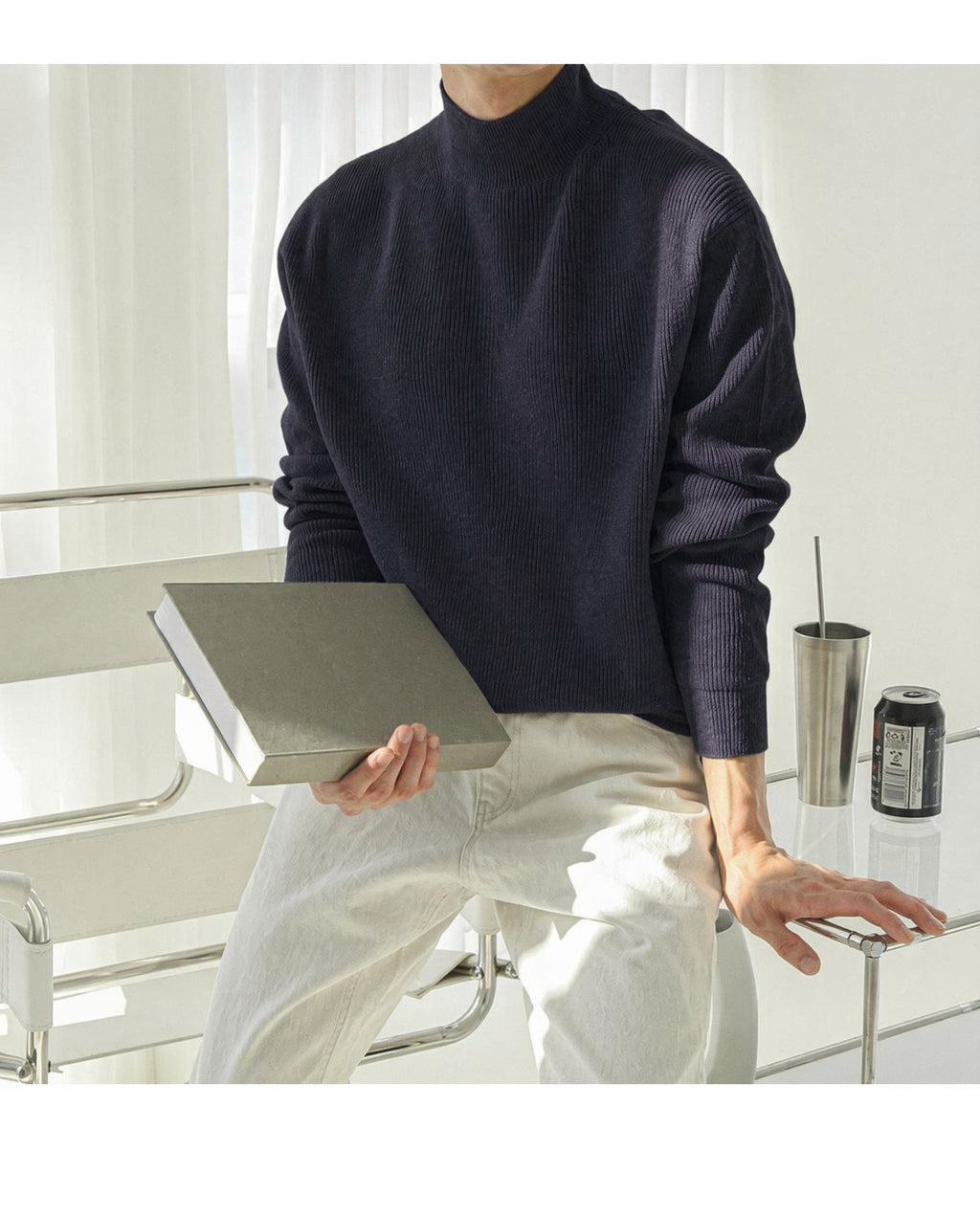 Half high neck long sleeved pullover sweater