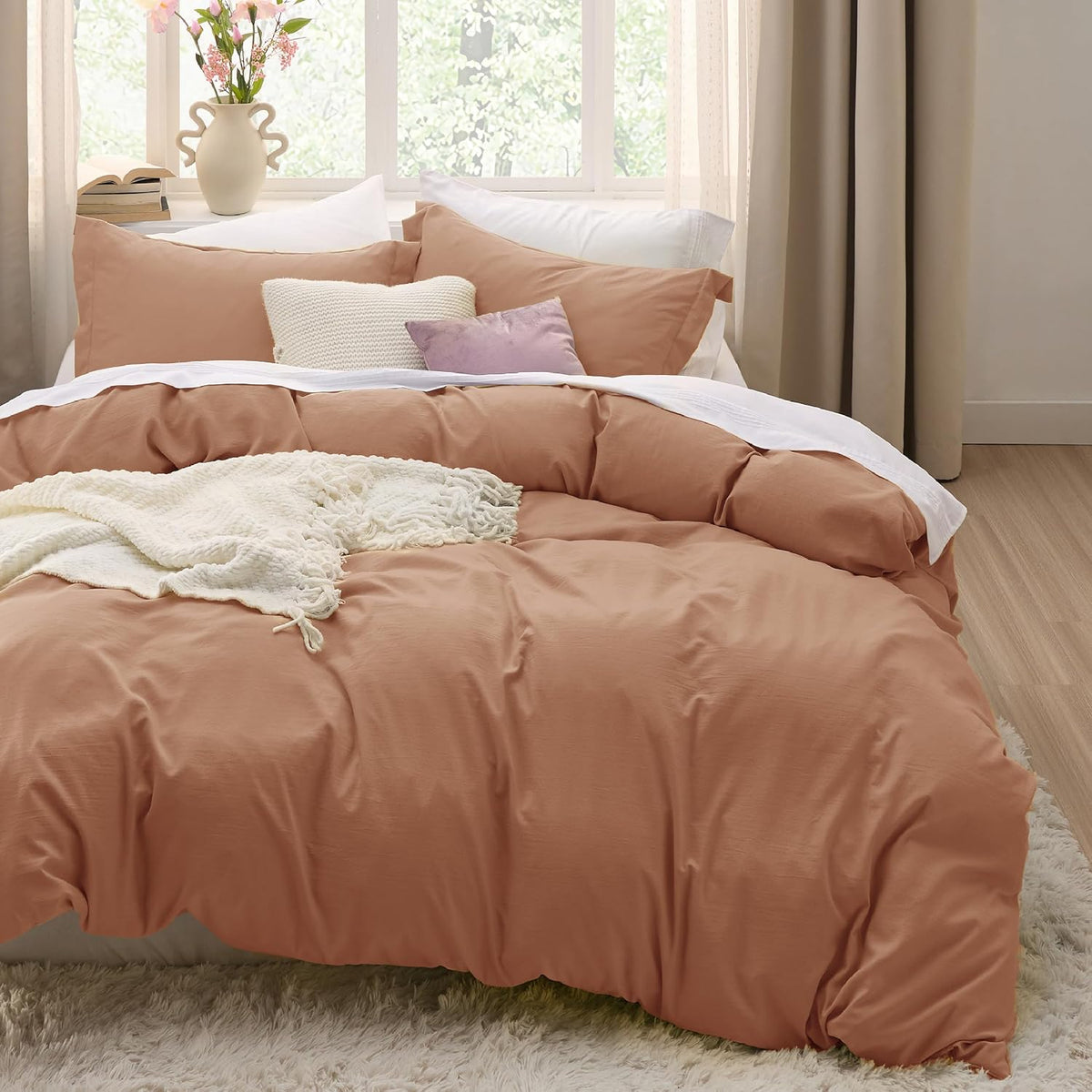 Bedsure Prewashed Duvet Cover Queen, Bedding Set with Zipper Closure, White