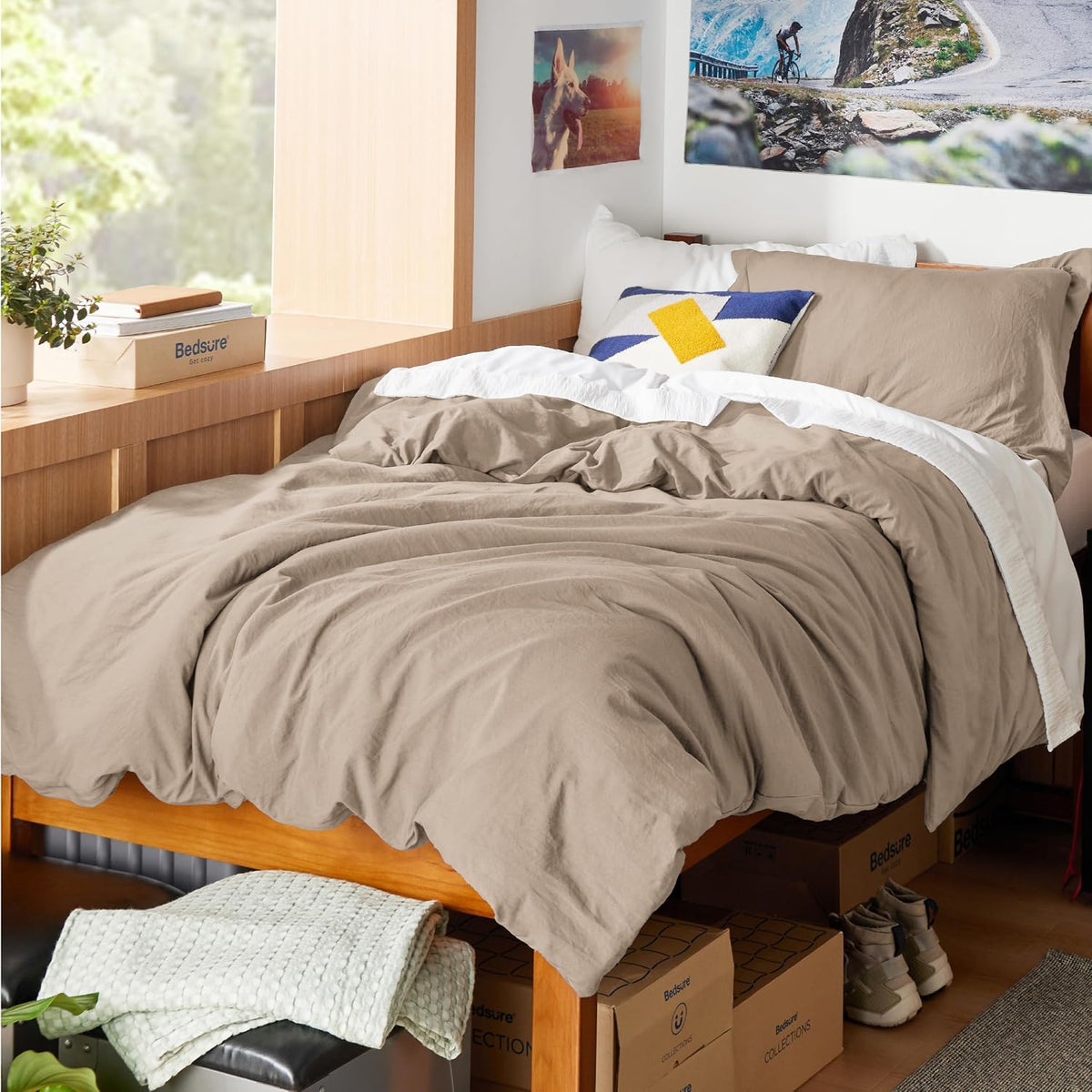 Bedsure Prewashed Duvet Cover Queen, Bedding Set with Zipper Closure, White