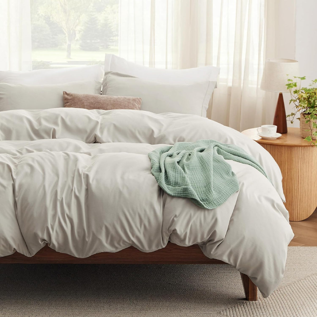 Bedsure Prewashed Duvet Cover Queen, Bedding Set with Zipper Closure, White