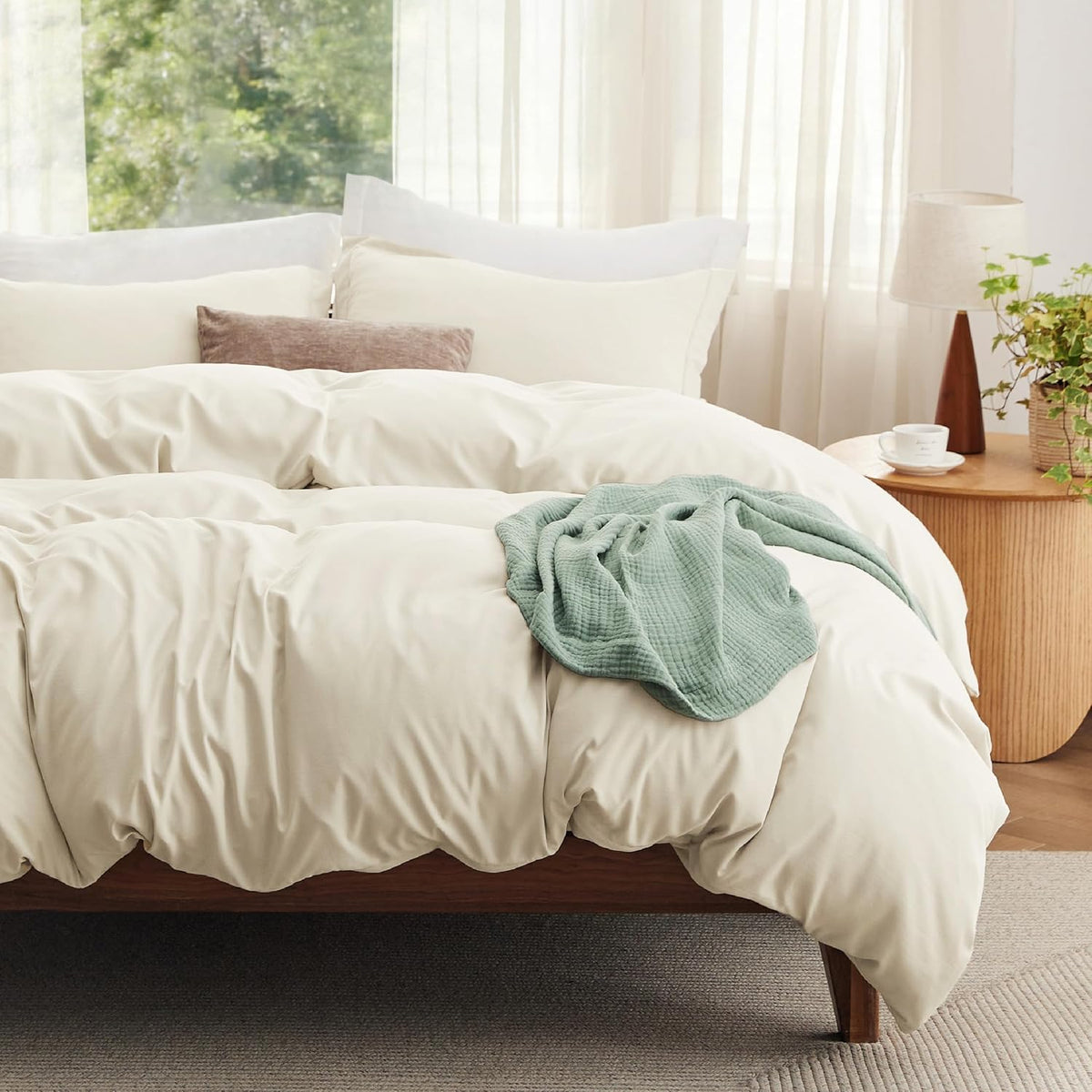 Bedsure Prewashed Duvet Cover Queen, Bedding Set with Zipper Closure, White