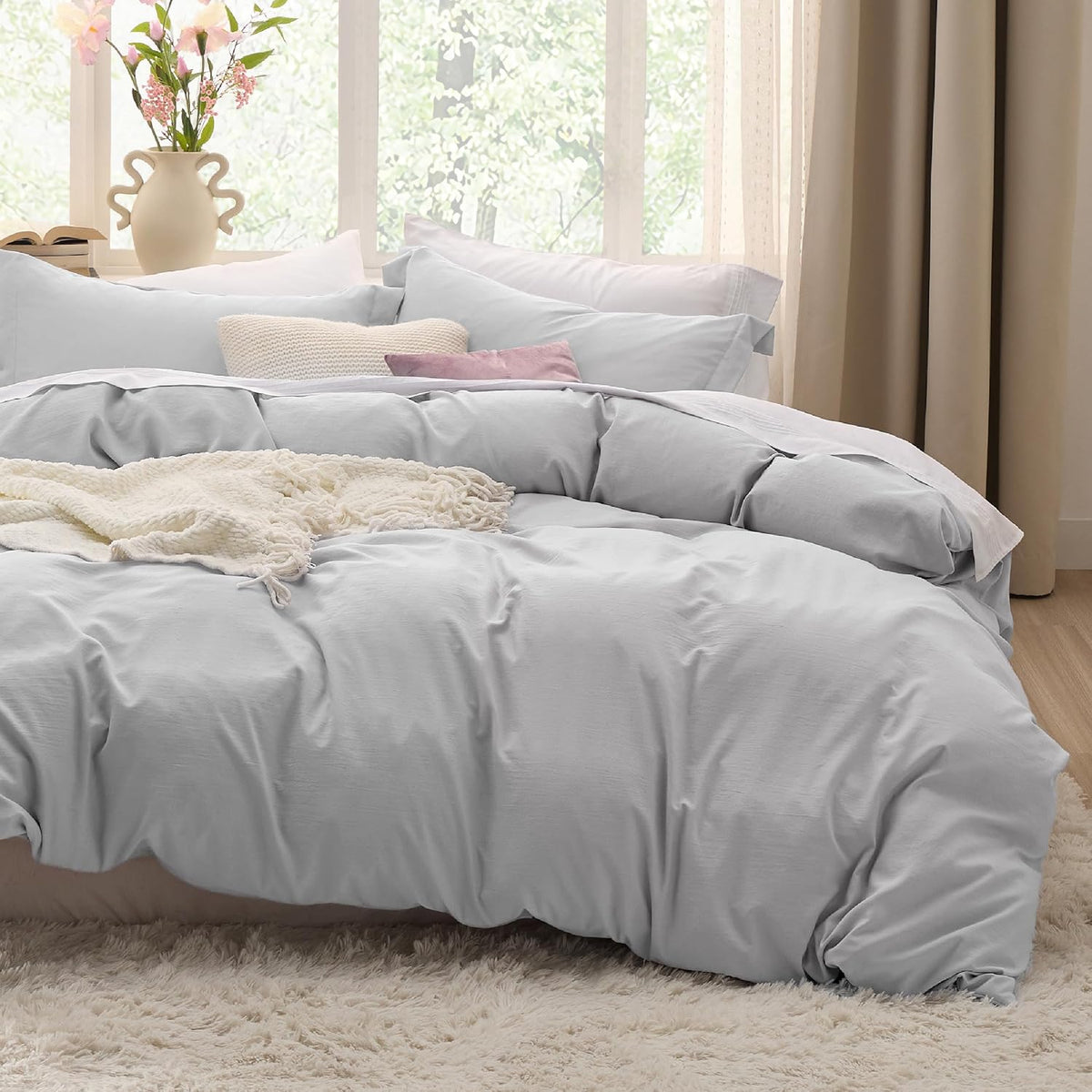 Bedsure Prewashed Duvet Cover Queen, Bedding Set with Zipper Closure, White