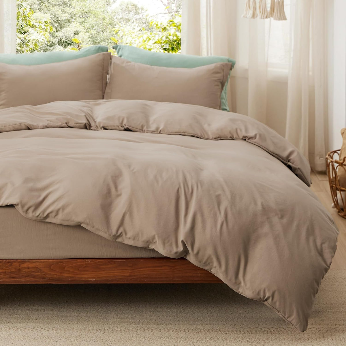 Bedsure Prewashed Duvet Cover Queen, Bedding Set with Zipper Closure, White