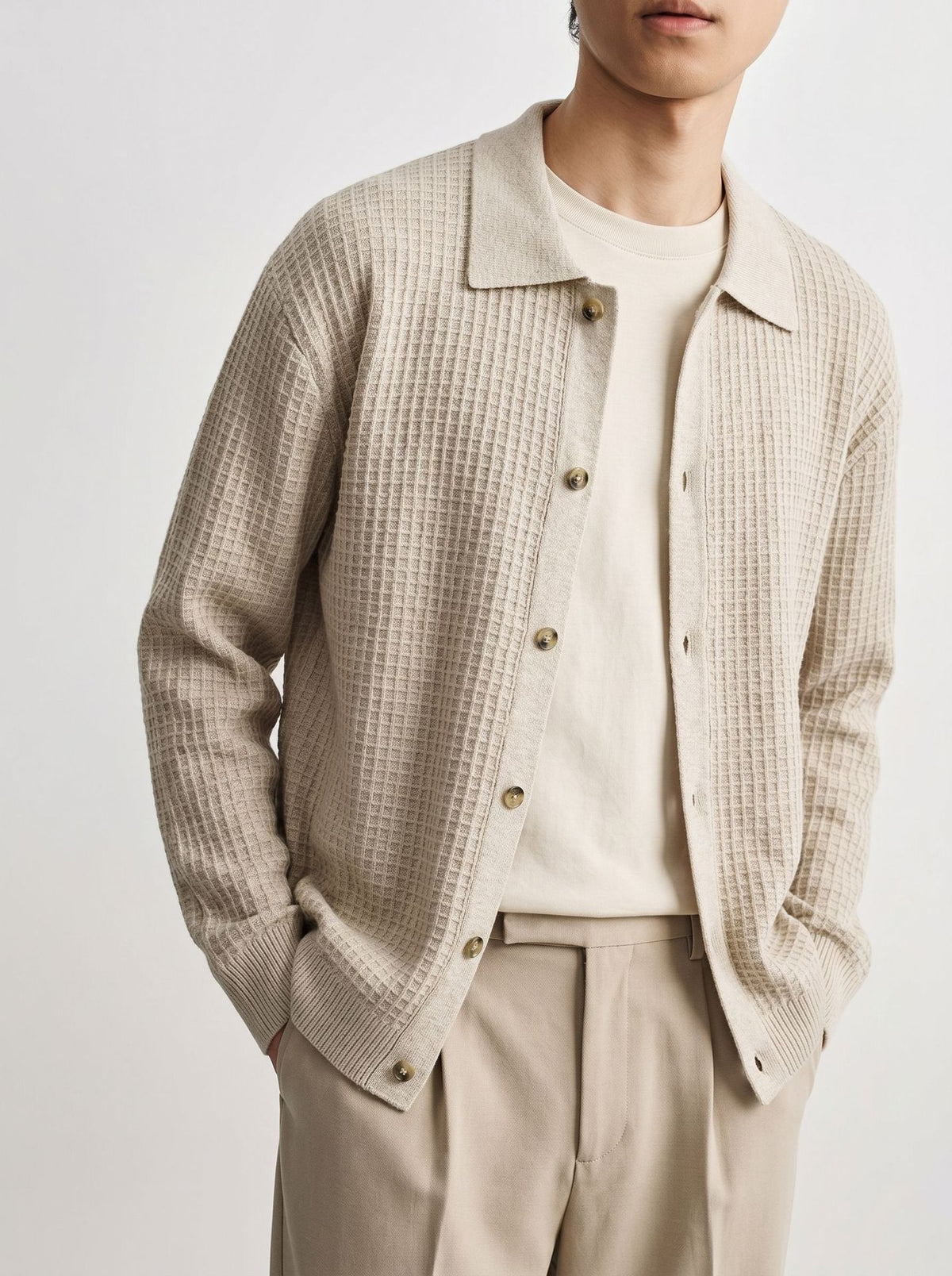 Solid color long sleeved loose sweater