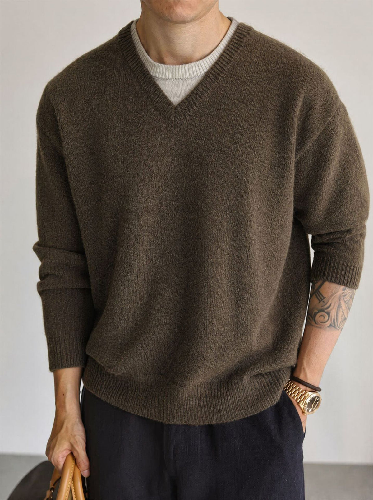 Fake two V-neck spliced sweaters