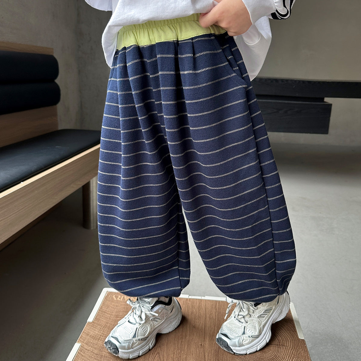 Style Casual Boys Lantern Pants Drawstring Hem Sweatpants