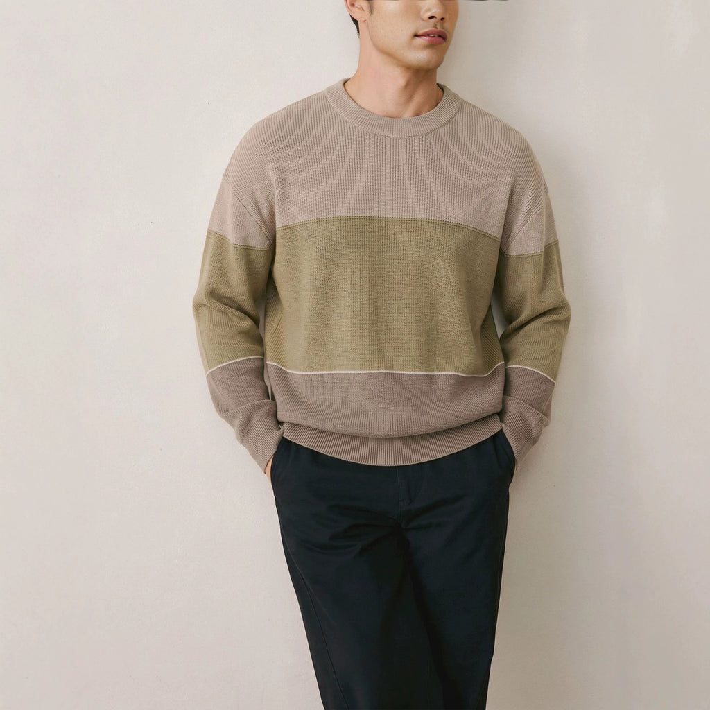 Men's contrasting round neck sweater