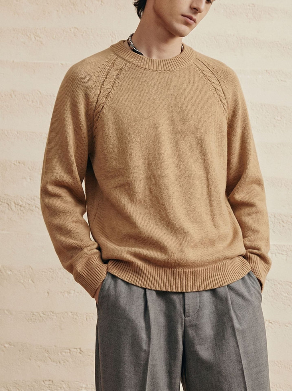 Round neck long sleeved pullover sweater