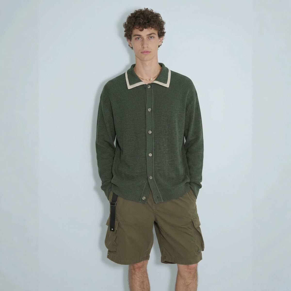 Men's collar long sleeved sweater