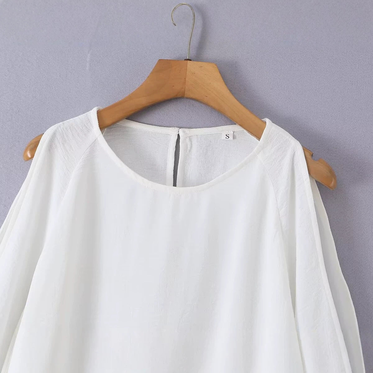 Hollow out shoulder long sleeved chiffon shirt for women
