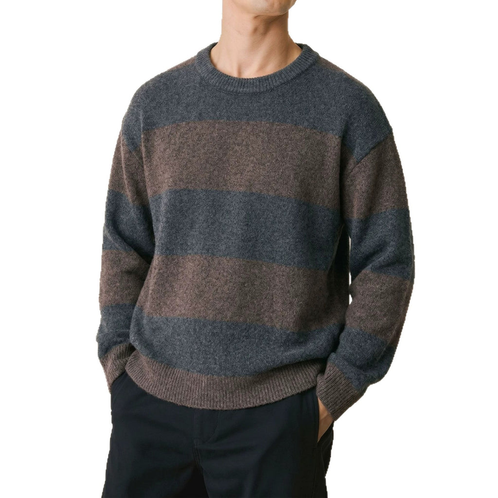 Striped contrasting round neck sweater